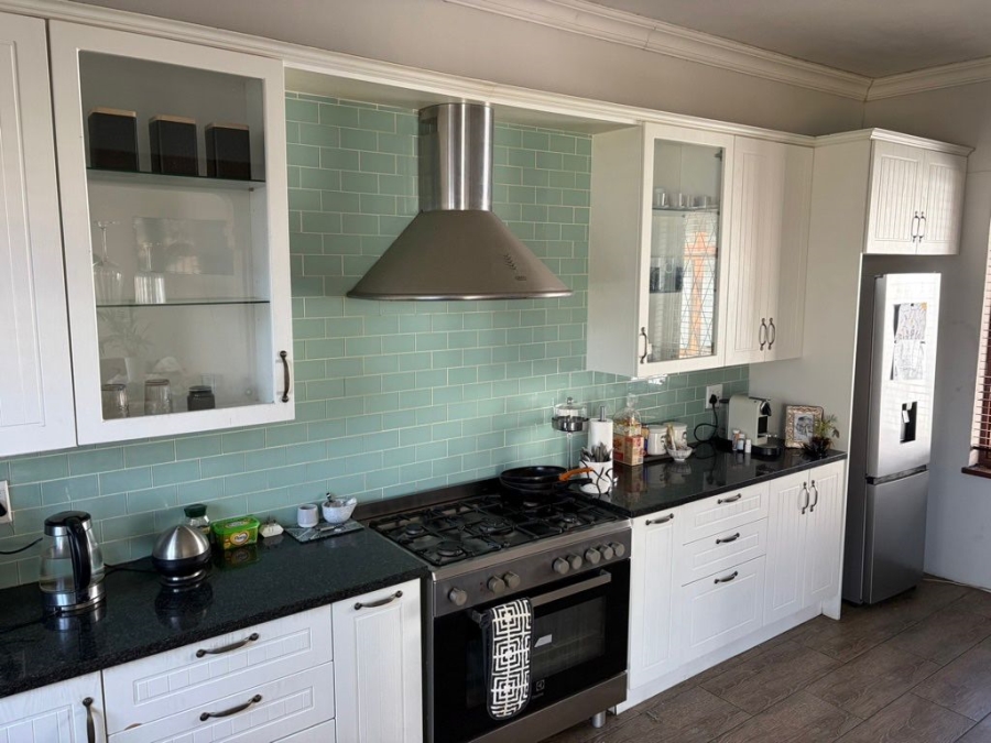 To Let 3 Bedroom Property for Rent in Mill Park Eastern Cape